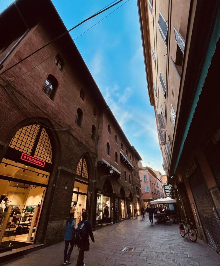 Lovely 1 Bedroom Apartment Nearby Piazza Maggiore Bolonha Exterior foto